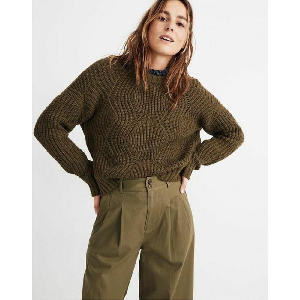 Like new Madewell Green Knit Sweater
